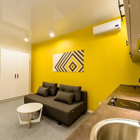 Partner Guest House Klovs'Kyi Kyiv Exterior photo