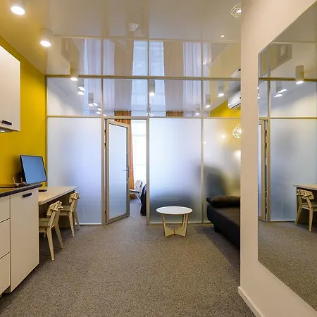 Partner Guest House Klovs'Kyi Kyiv Exterior photo