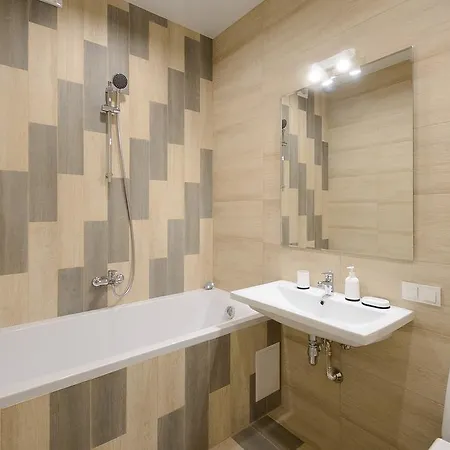 Partner Guest House Klovs'Kyi Kyiv Exterior photo