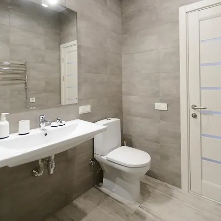 Partner Guest House Klovs'Kyi Kyiv Exterior photo