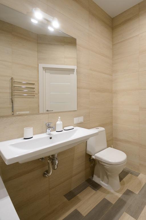 Partner Klovs'kyi Apartment